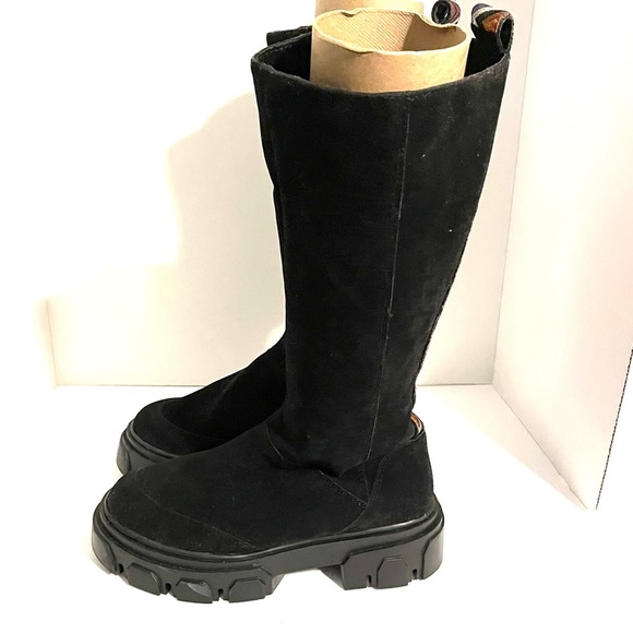 Farm Rio Tall Boot Lug Sole Black Tribal Ribbon MSRP $285 NWOT Sz 7 Vegan Suede - Picture 6 of 14